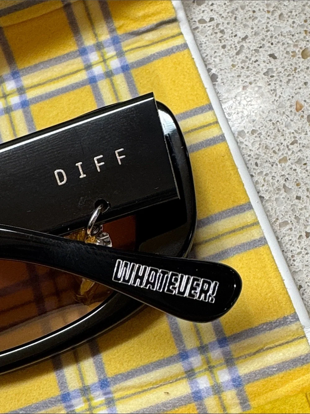 DIFF x Clueless Black Frame Sunglasses with Pink Lenses w/ Case and Cleaning Rag